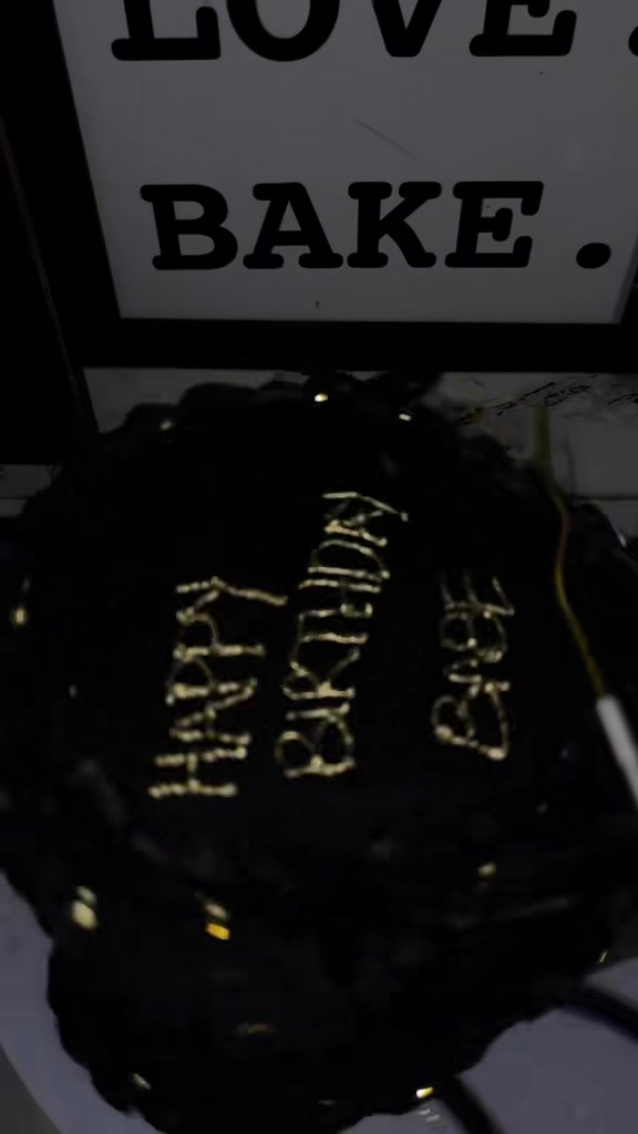 @ILESHA CAKE/SURPRISE PLANNER