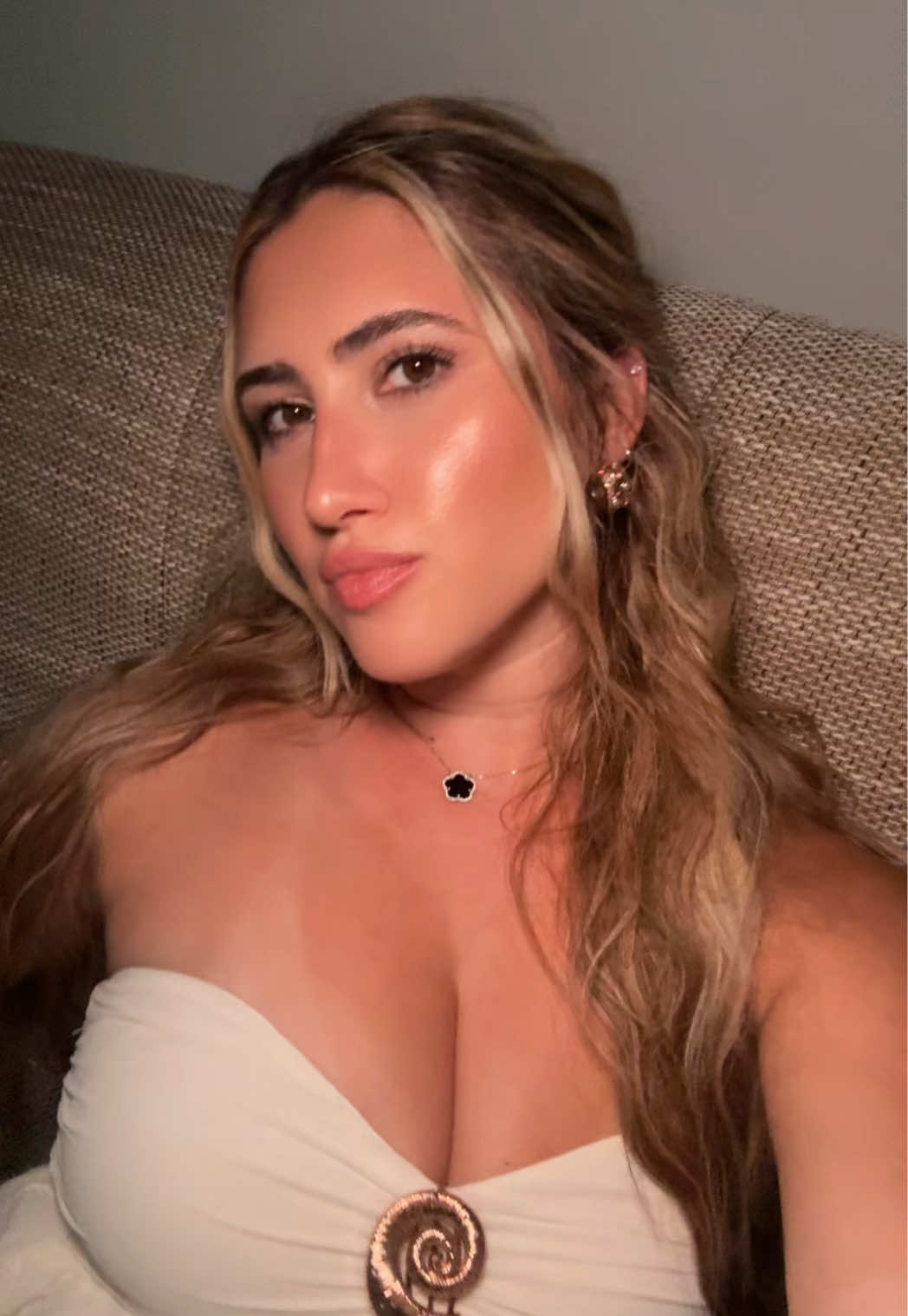 @Gabriela Raiciof