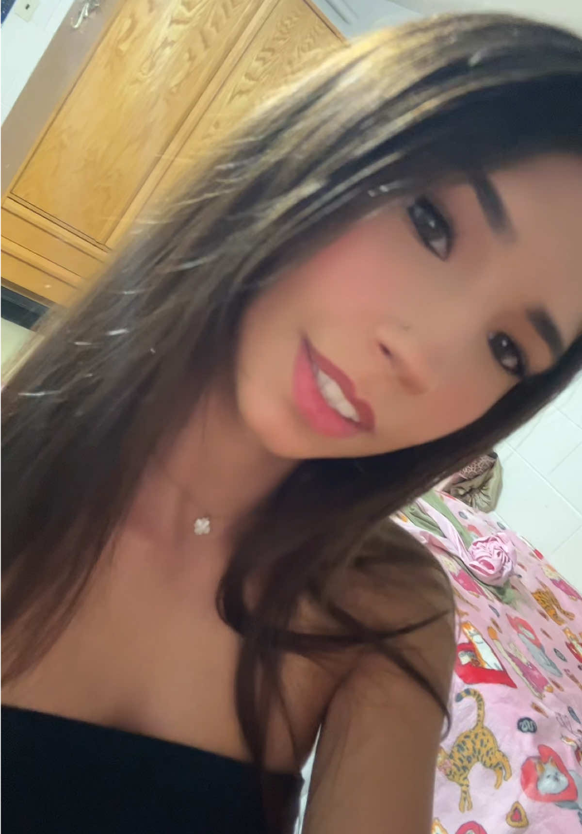 @𝐸𝑚❤︎