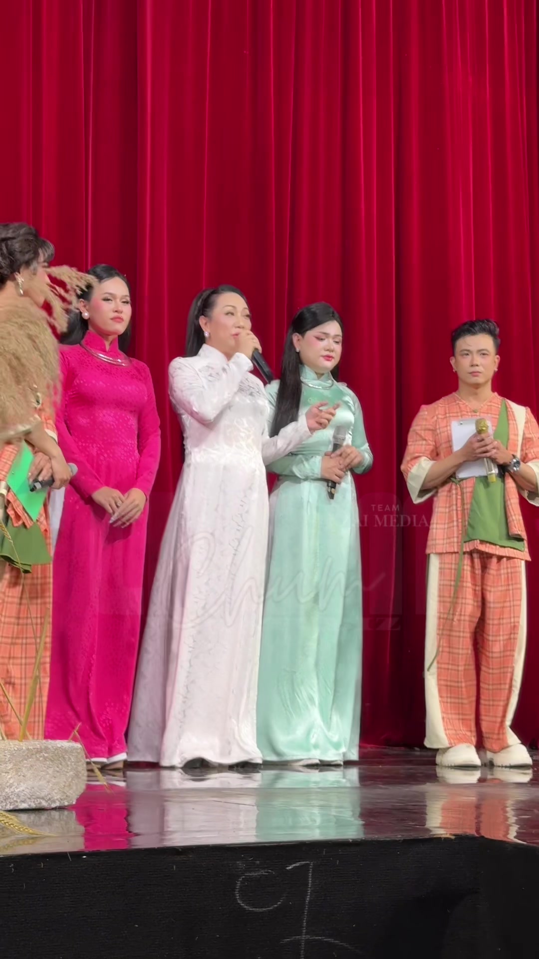 @B&Iacute; MẬT VBIZ