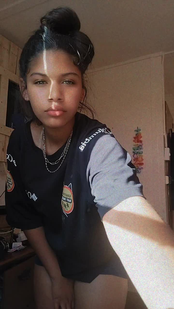 @lavaughntee