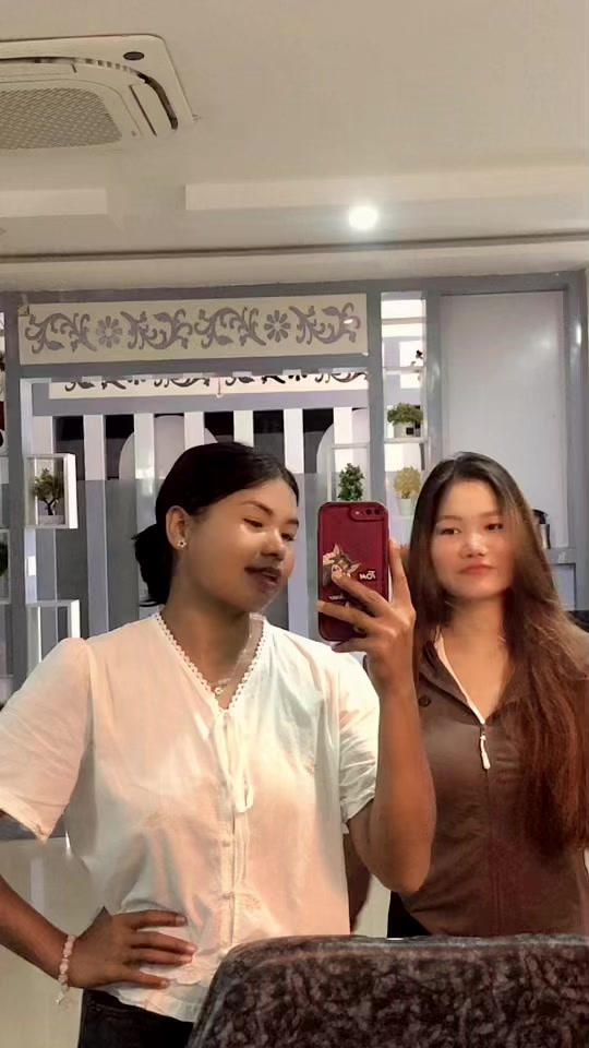 @🕊️