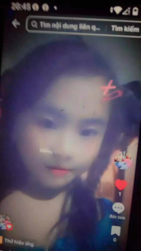 @sáng 🌺🇻🇳🩷