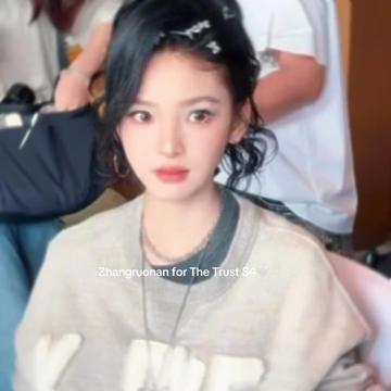 @๐๐๐๐๐๐น๐๐๐๐๐่ฅๆฅ ๐ฆญ