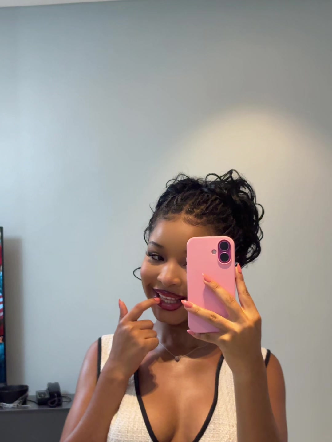 @Esther Anthony🌸💗