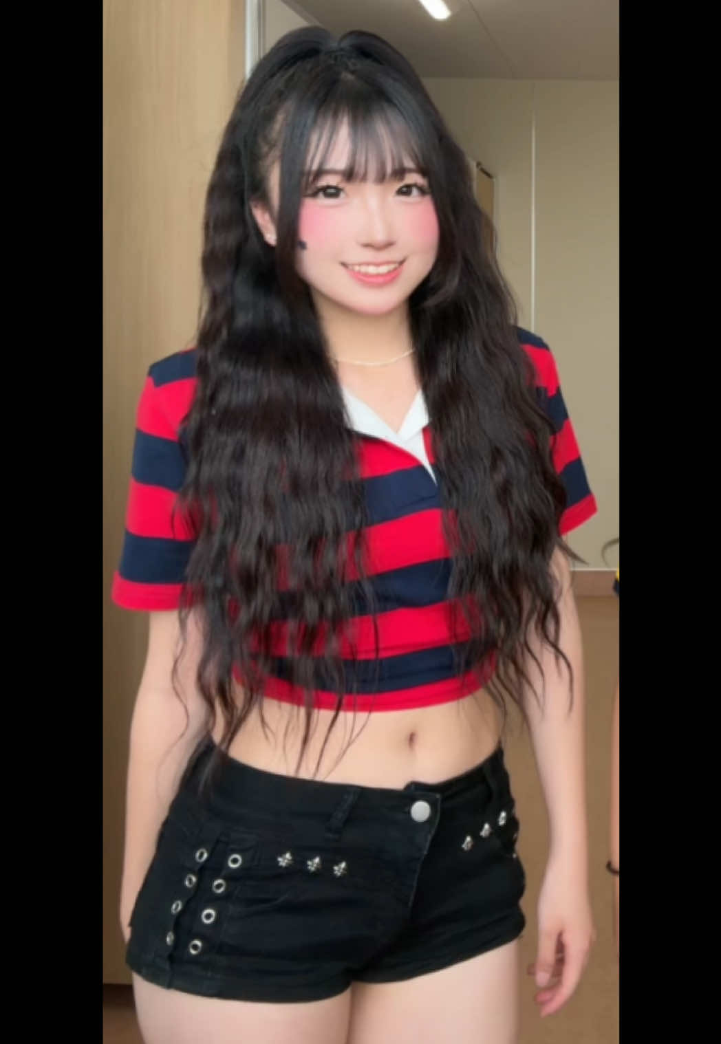 @(^^)