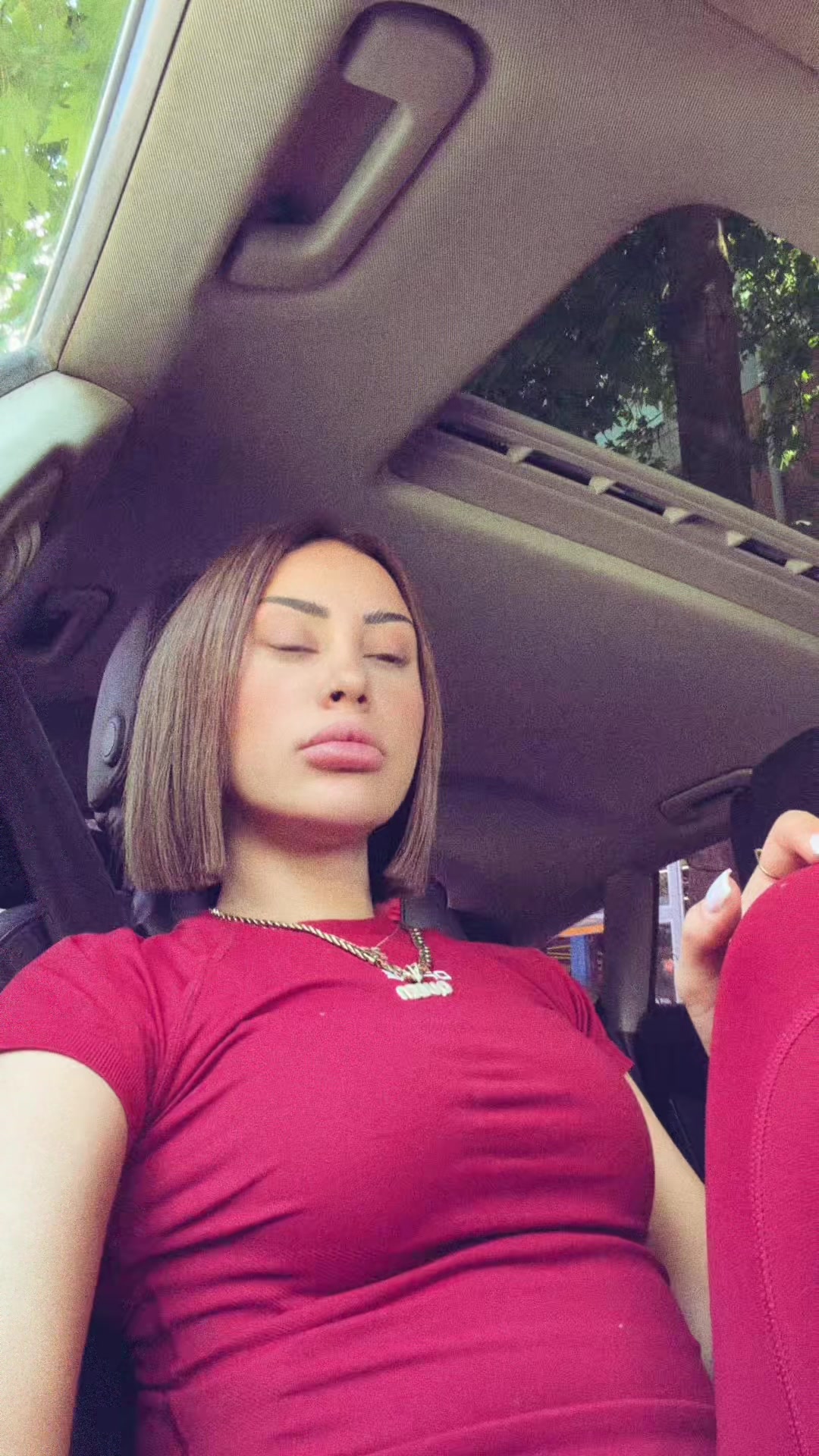 @LonaMuca1