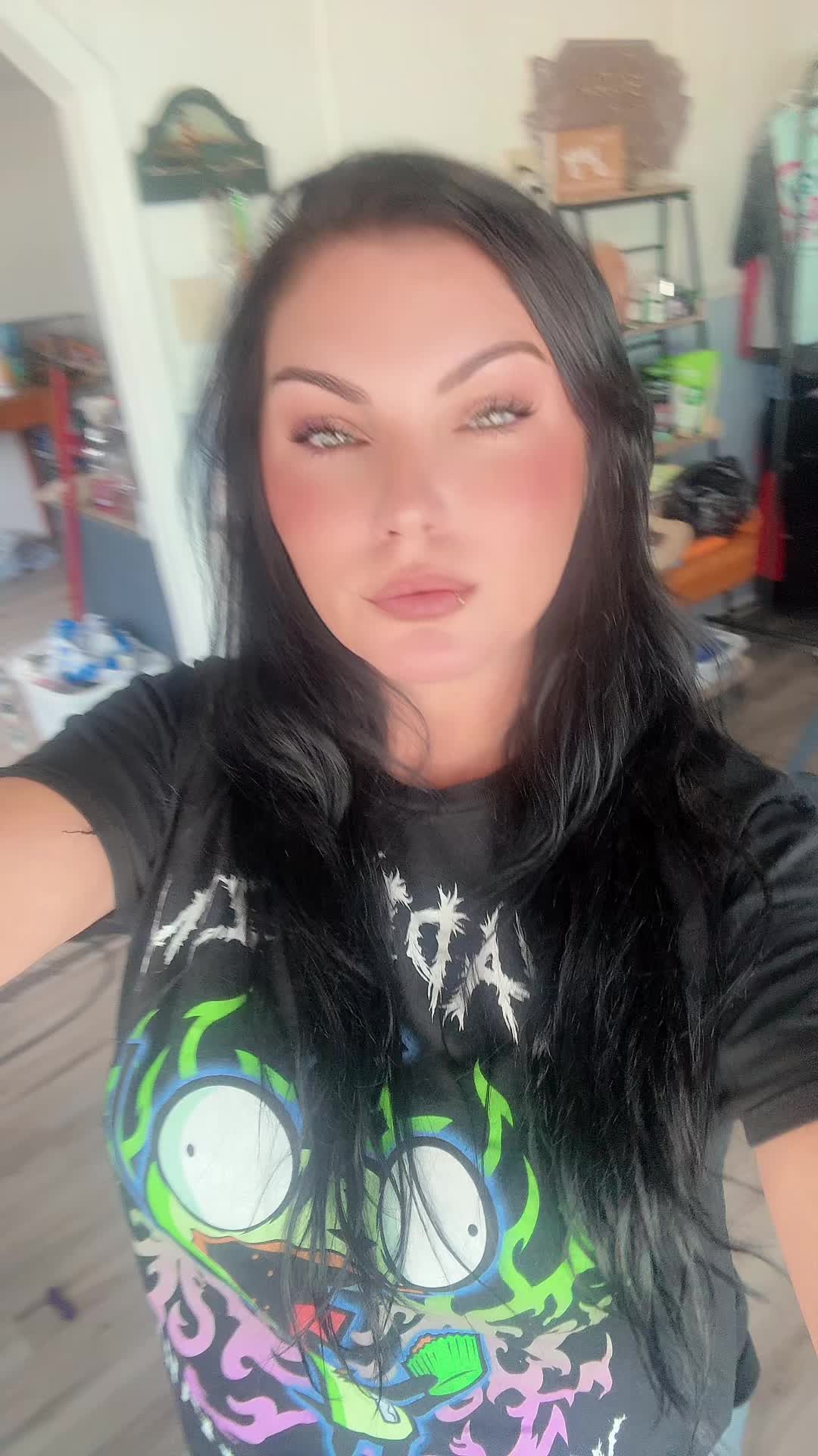 @forbiddenfruitxo