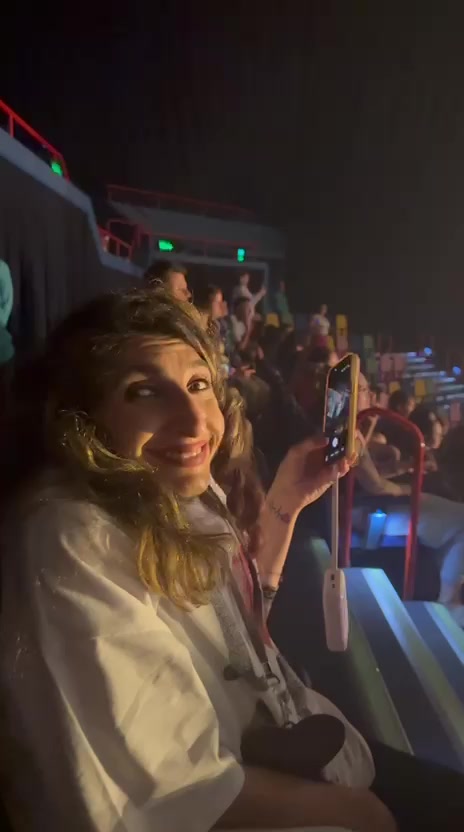 @SmileySarah32 🤡