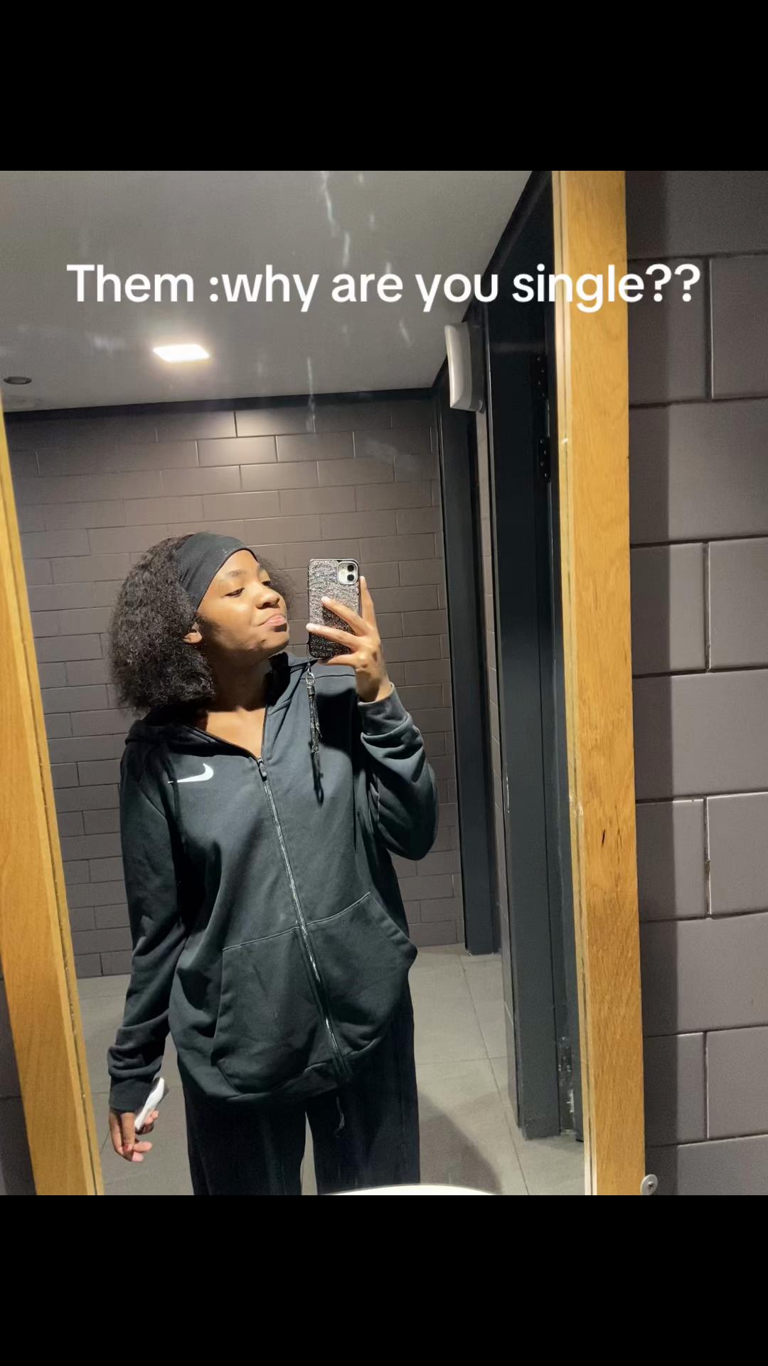 @Roxysibs7