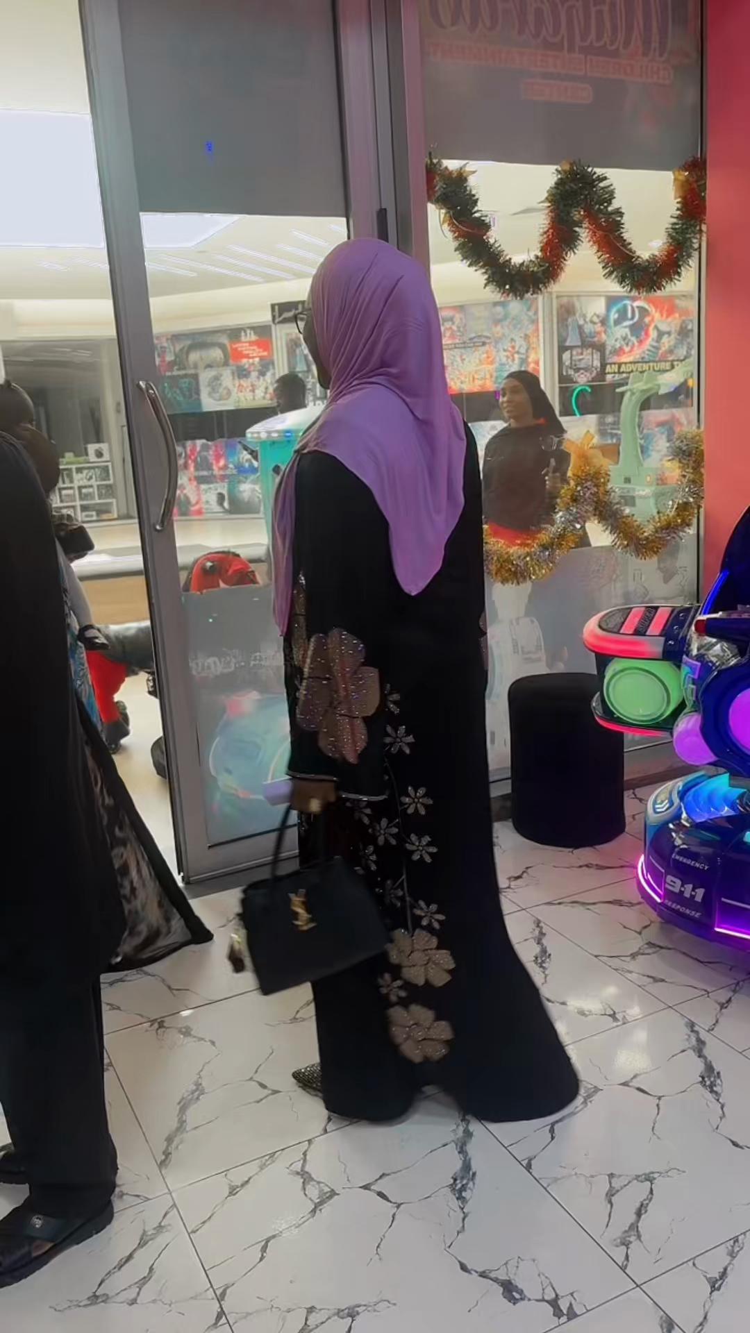 @OMMU ASHRAF ❤️