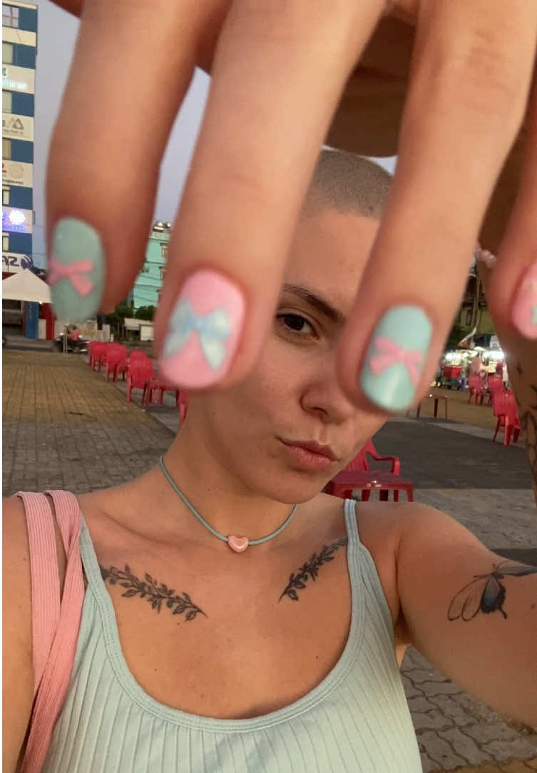 @Betsy • Content Creator 🩵🩷