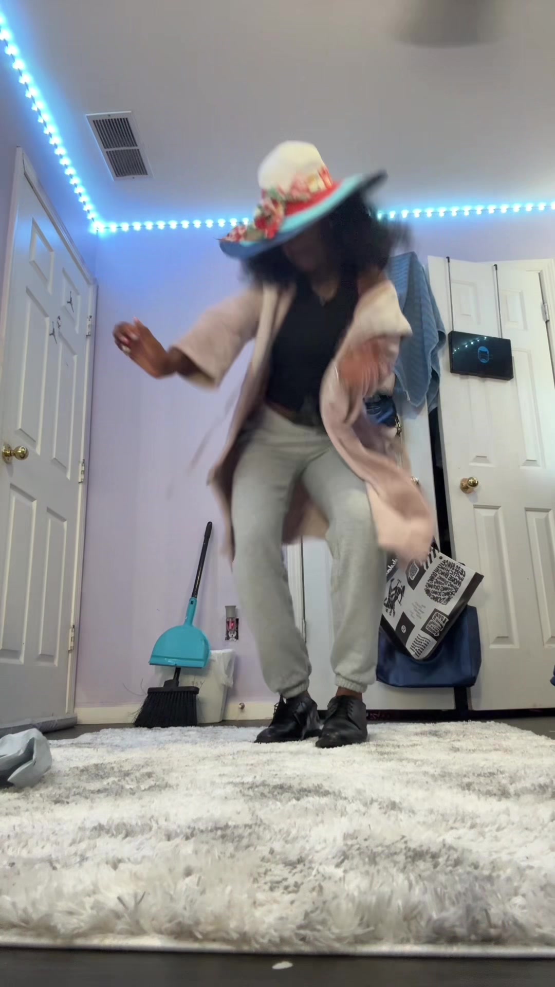 @J🌟