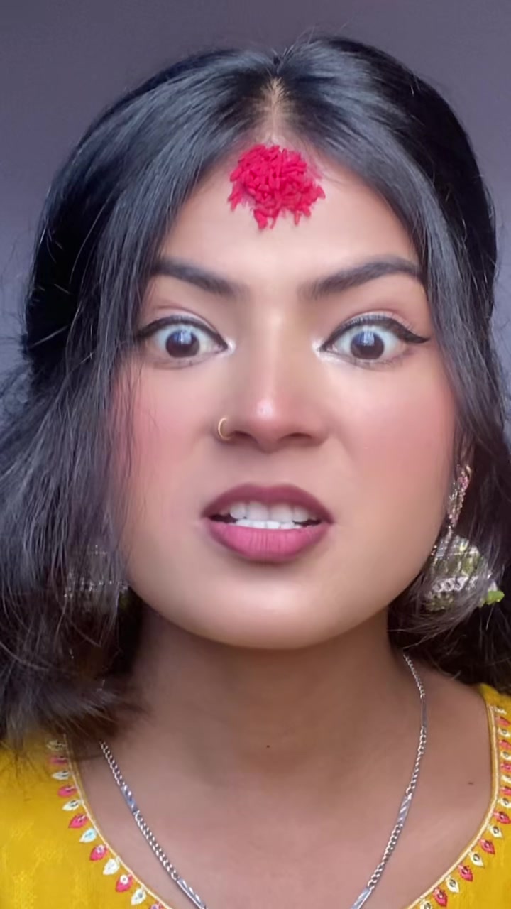 @Nisha bohara 👑
