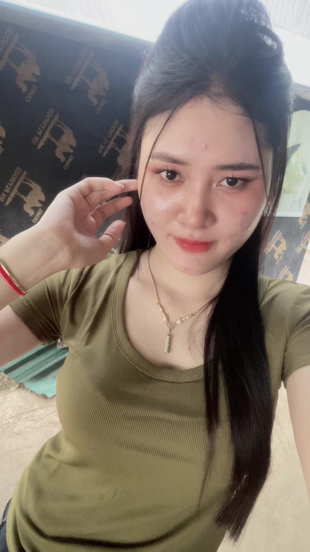 @Oun🇰🇭💞🎀