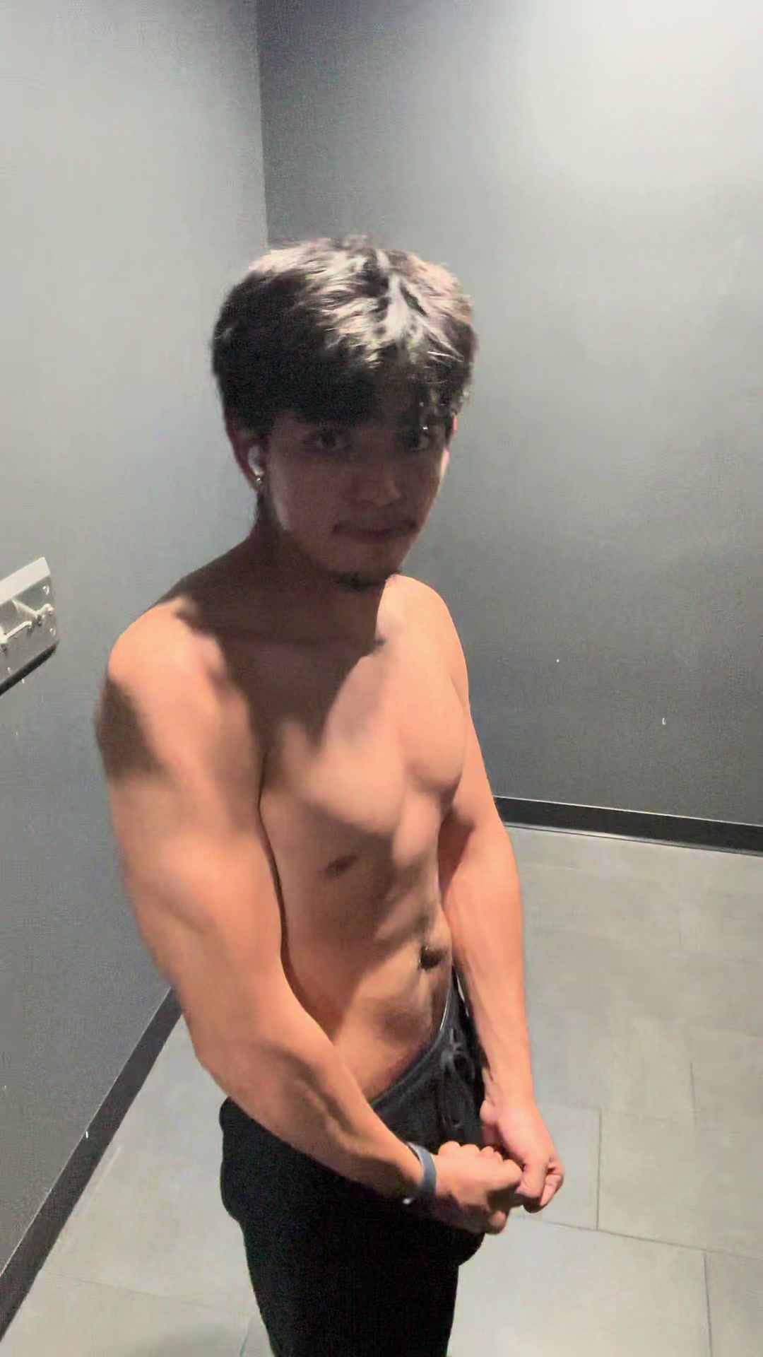 @nuts