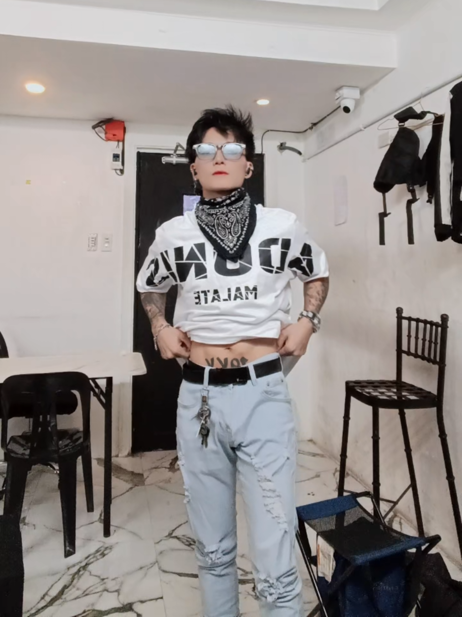 @Hero "B L V C K" Kenjie 📹🔱🖤
