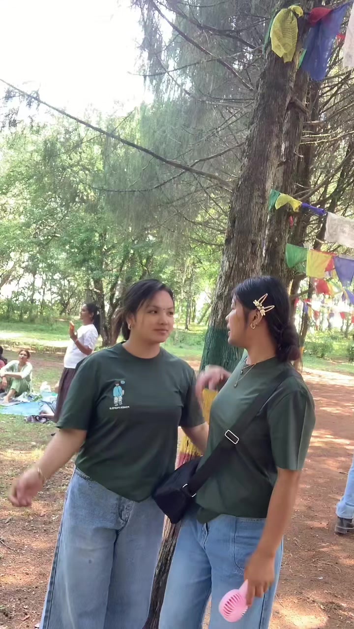 @एलिना दर्लामी ᥫ᭡