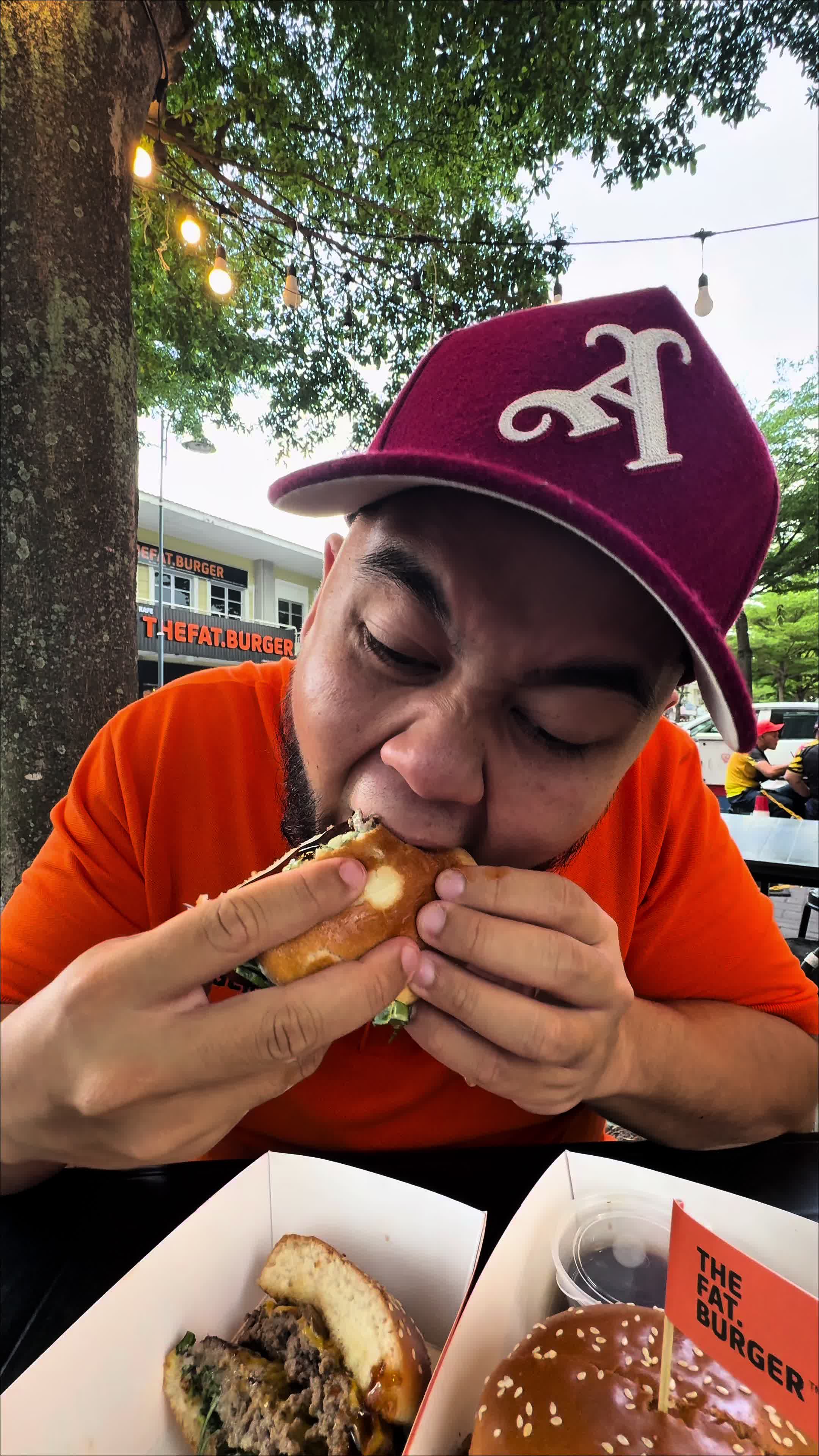 @thefat.burger