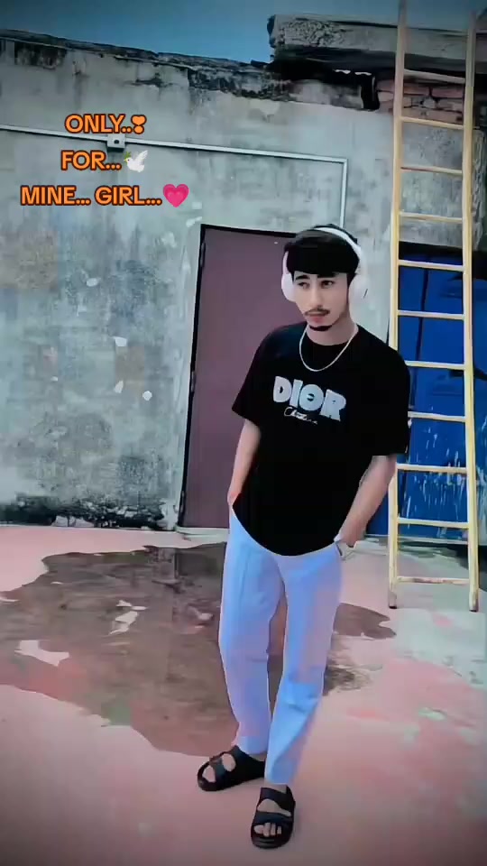 @H⃠e⃠n⃠c⃠y⃠ 📸B⃠o⃠y⃠... 💗✨🥀🪔