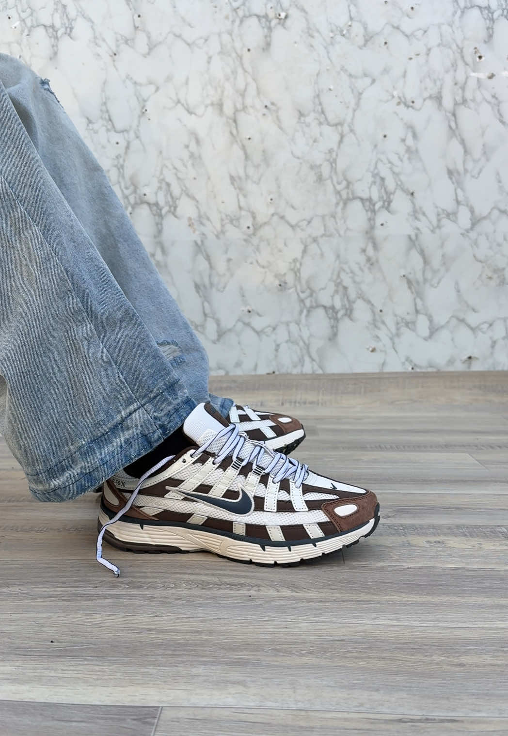 @etihad shoes