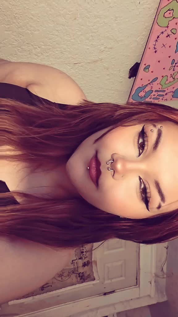 @Lilith_fox13