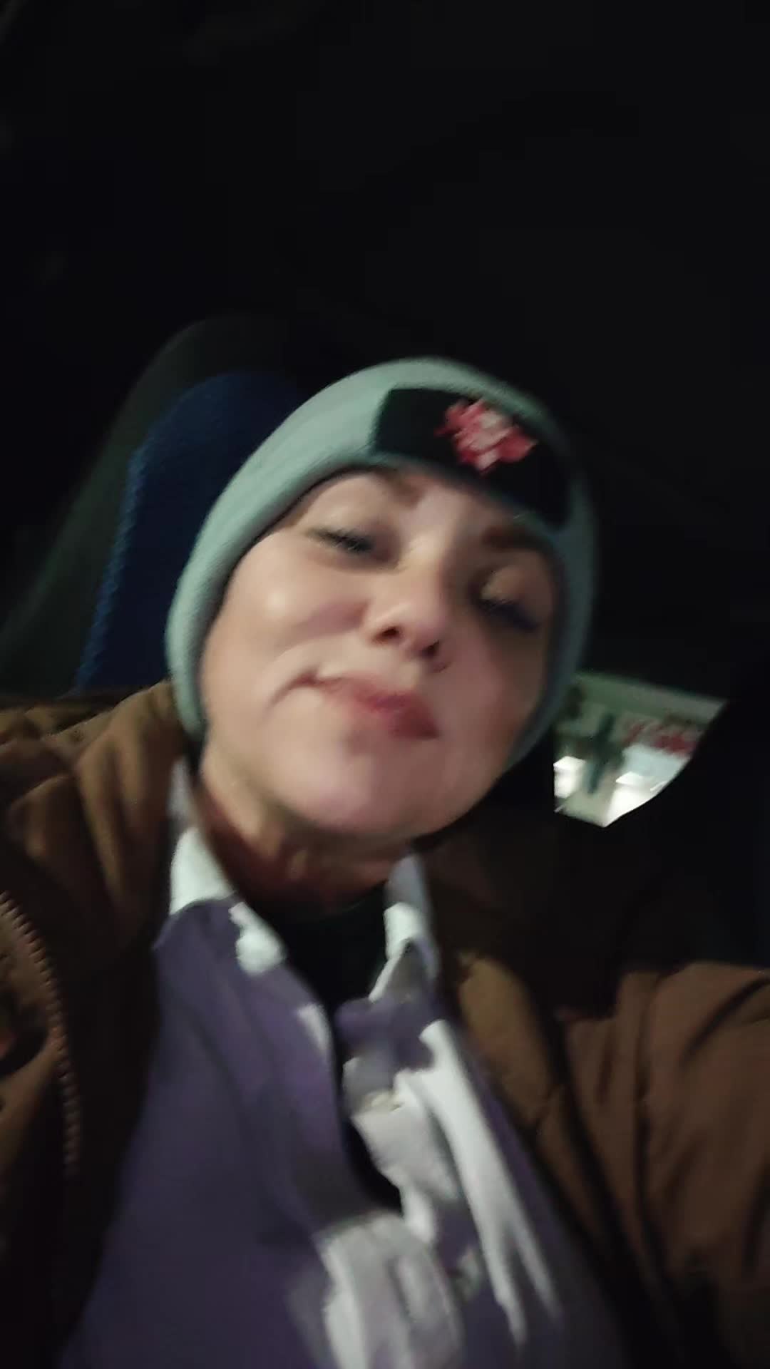 @mj