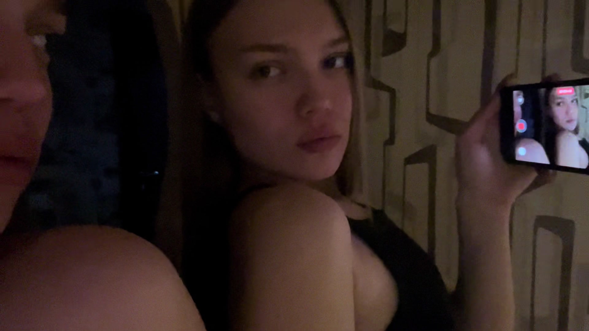 @lolshy777