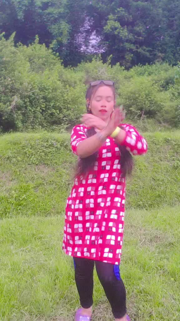 @☦️सोफिया चेपाङ्ग🇳🇵
