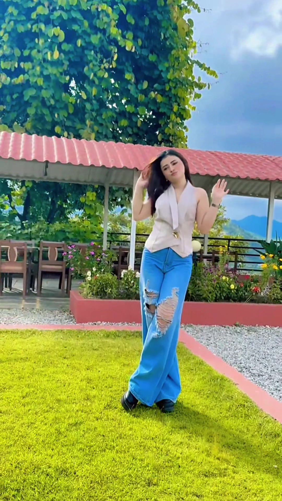 @MINAKSHI🧿🇶🇦