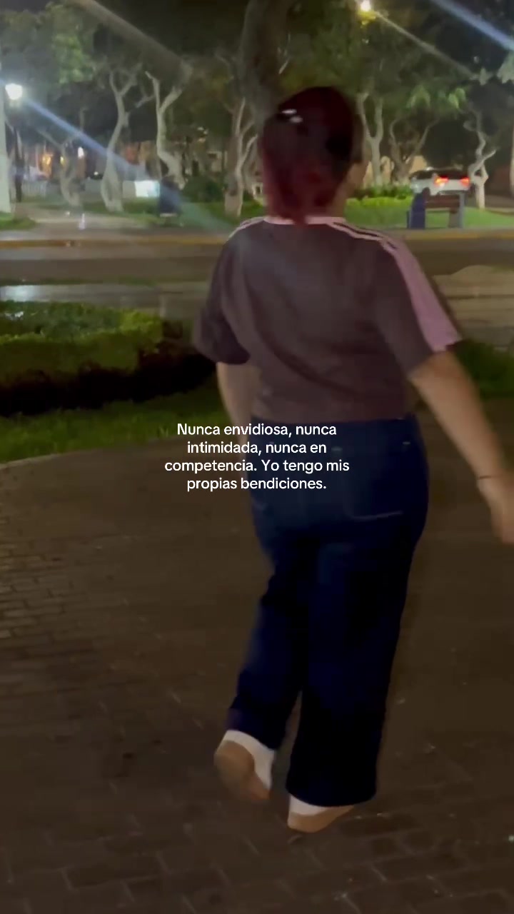 @Ana Valentina