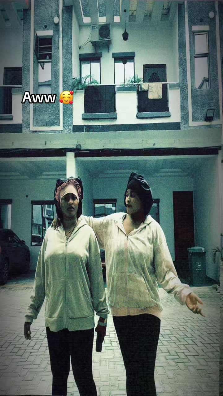 @Bella&Ella👯