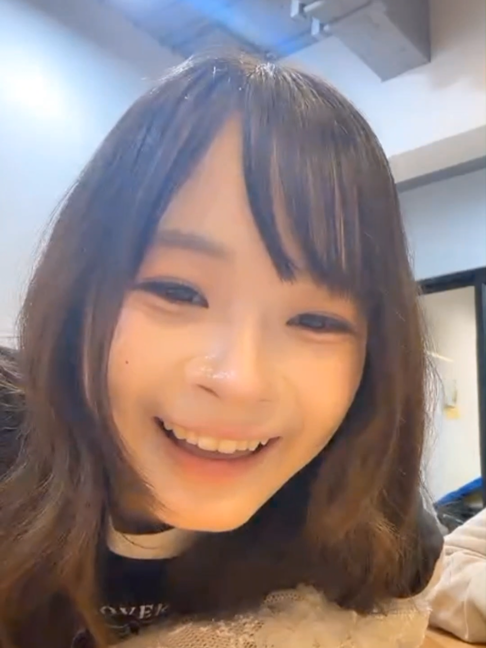 @T