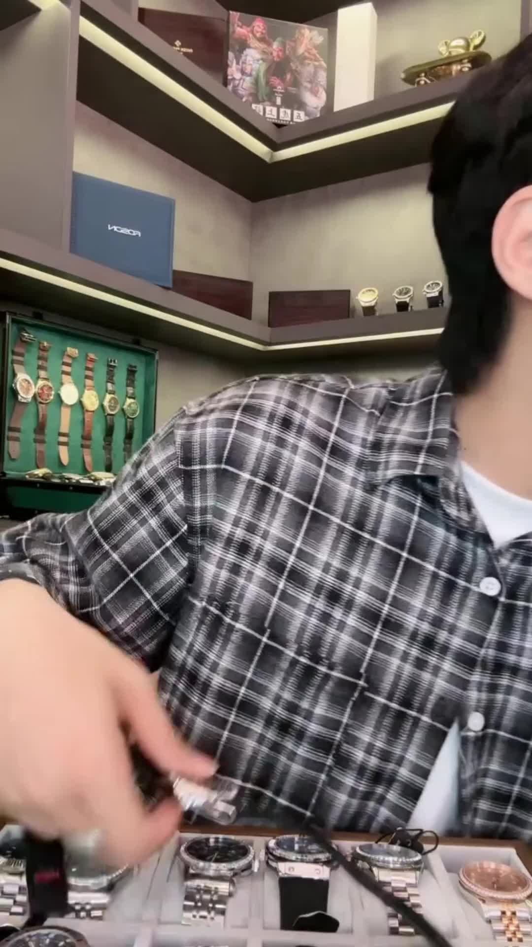 @Doãn Gia Tân