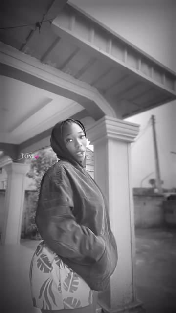 @Oluwatomisin 🌸🤎🩶