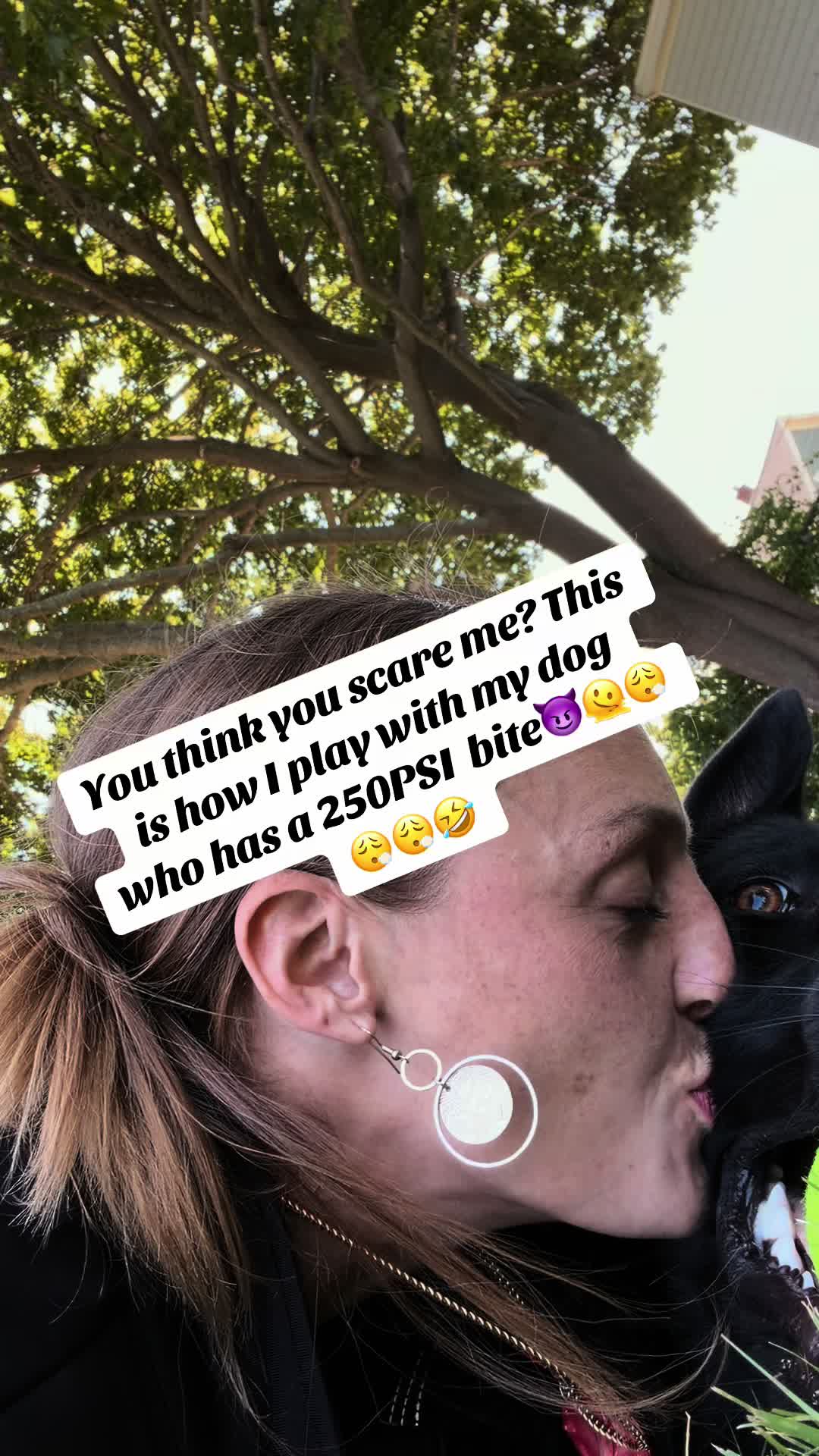 @Rissy Babe 🌈