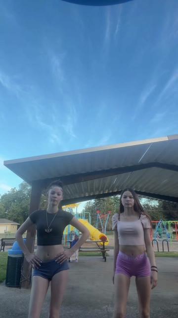 @Sophie💞 and Lucy🥰