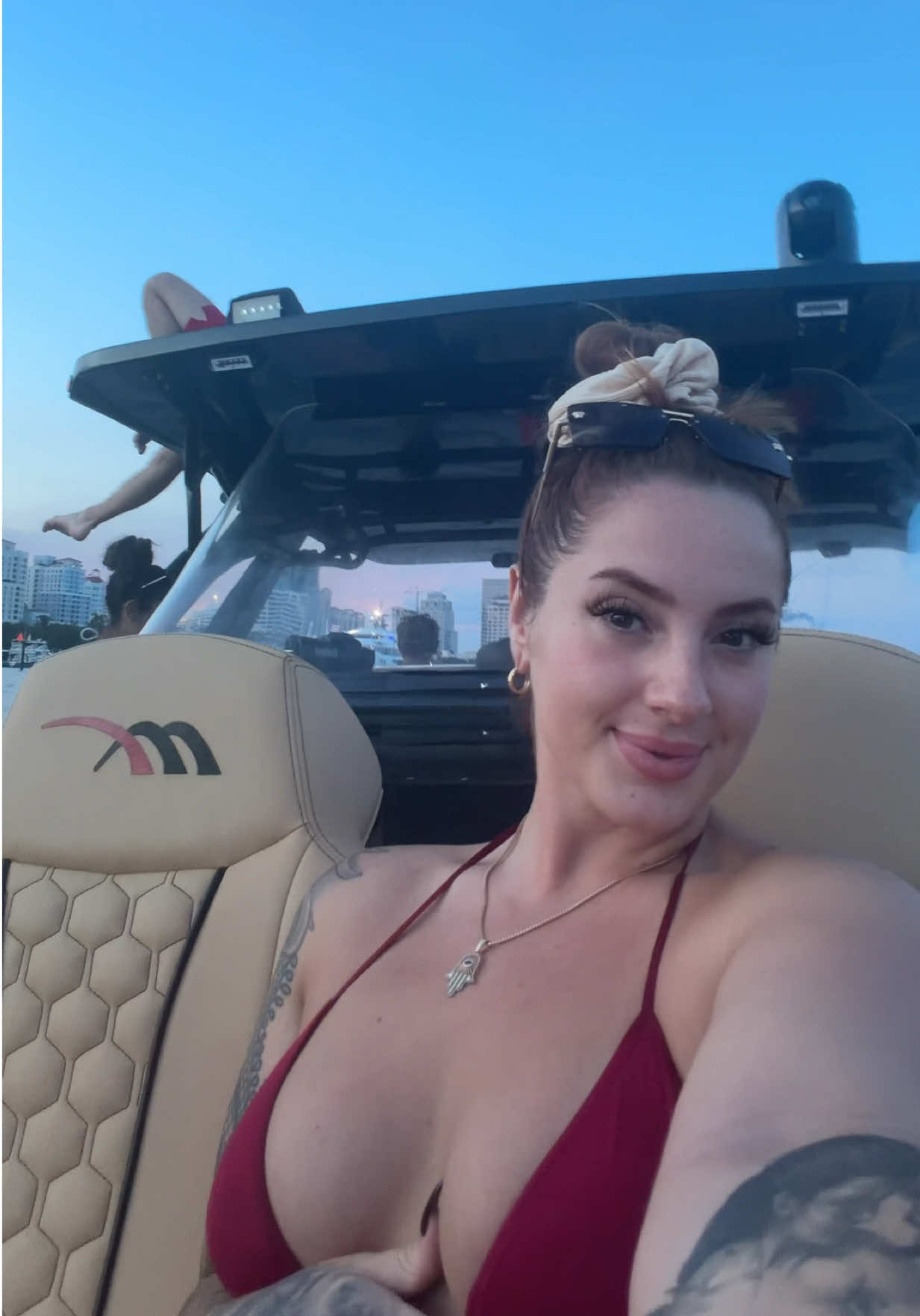 @Naomi Foxx 💋