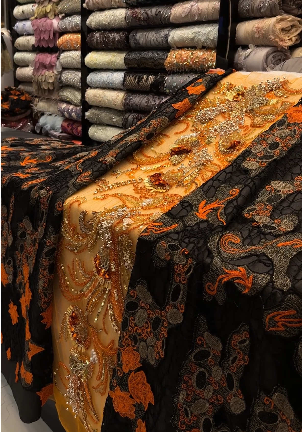 @اقمشة أماســي 👗.