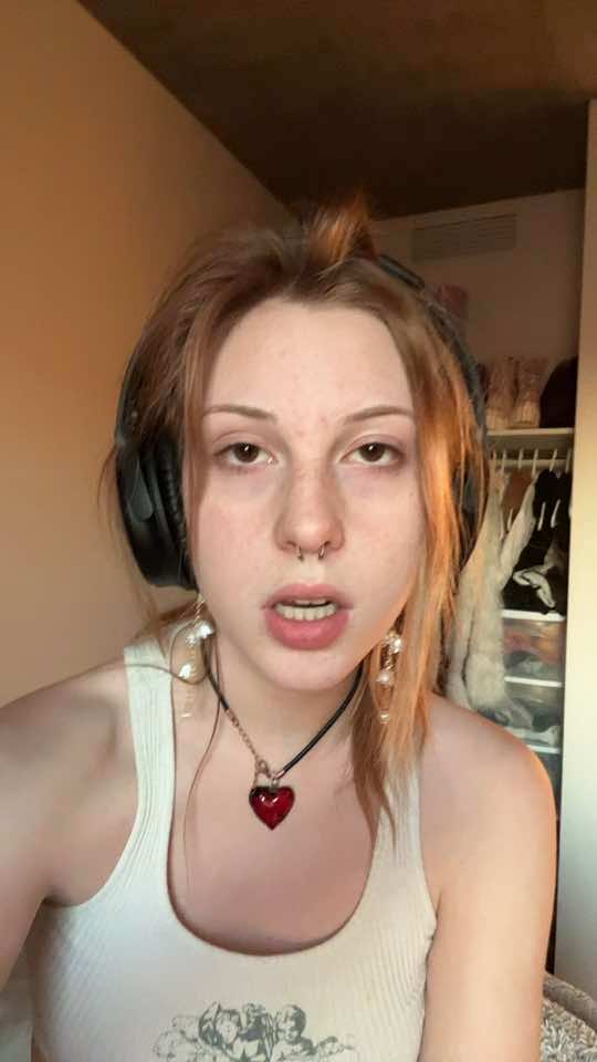@Iheartgummiwormz
