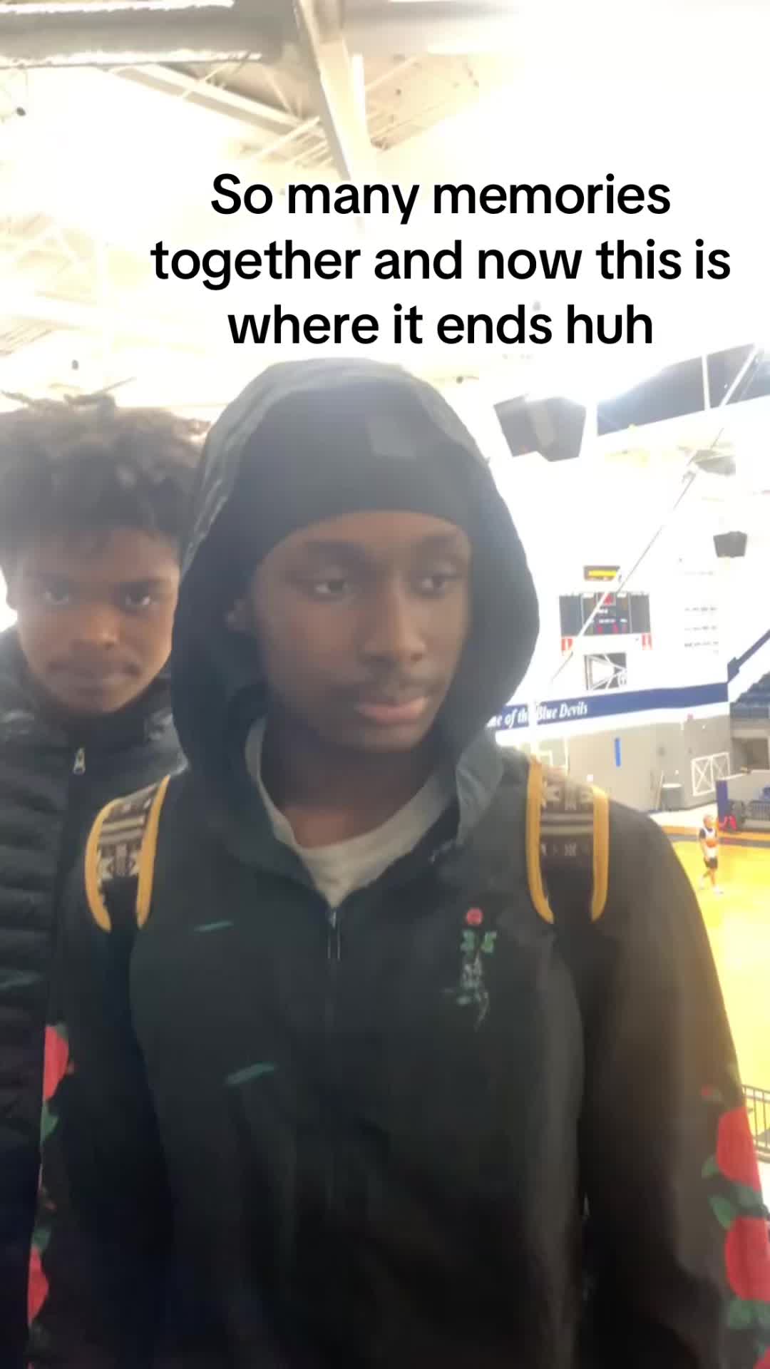 @AJ🤪