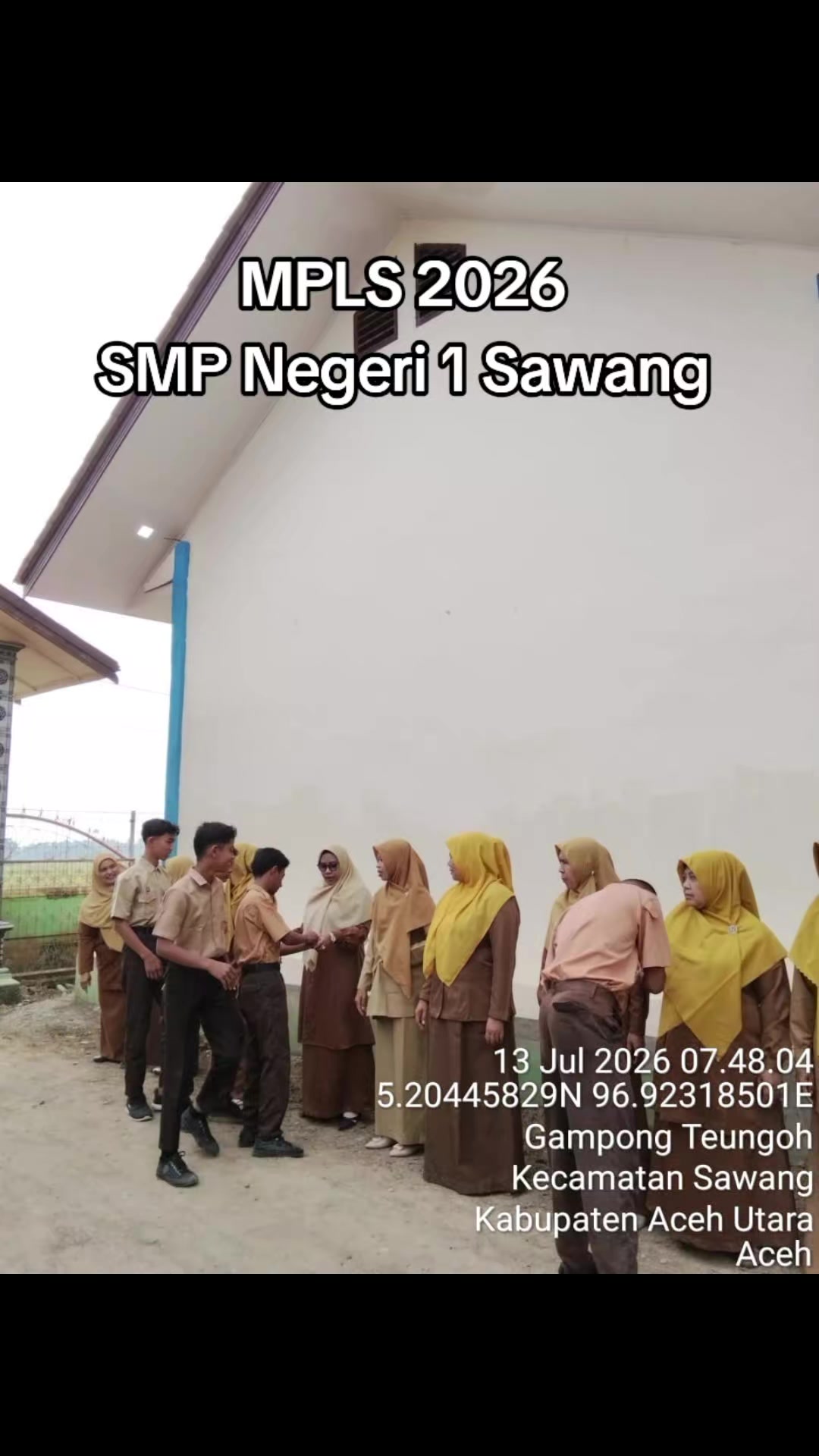 @Miss Eka Mak Si Malik