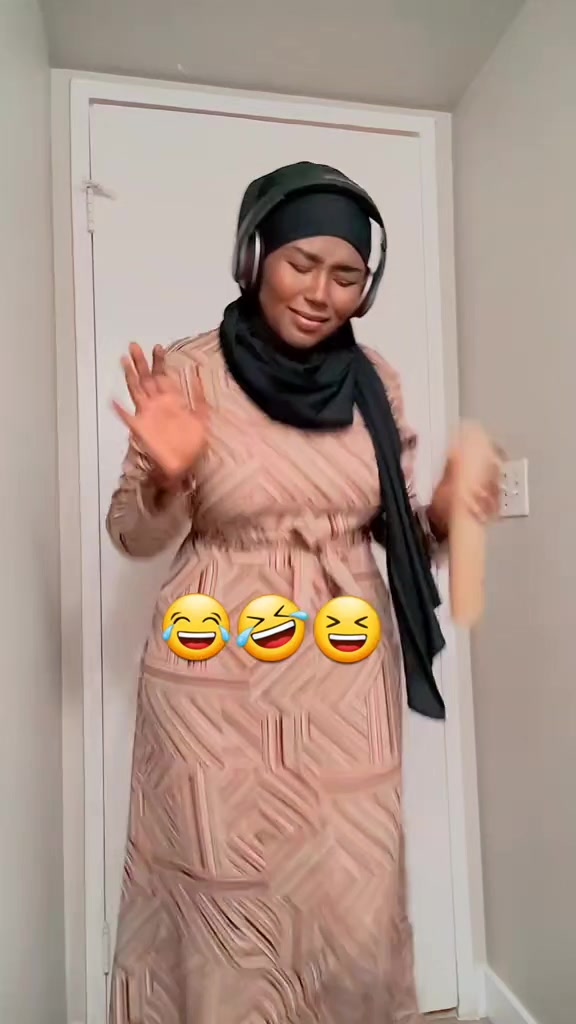 @BintAlnil