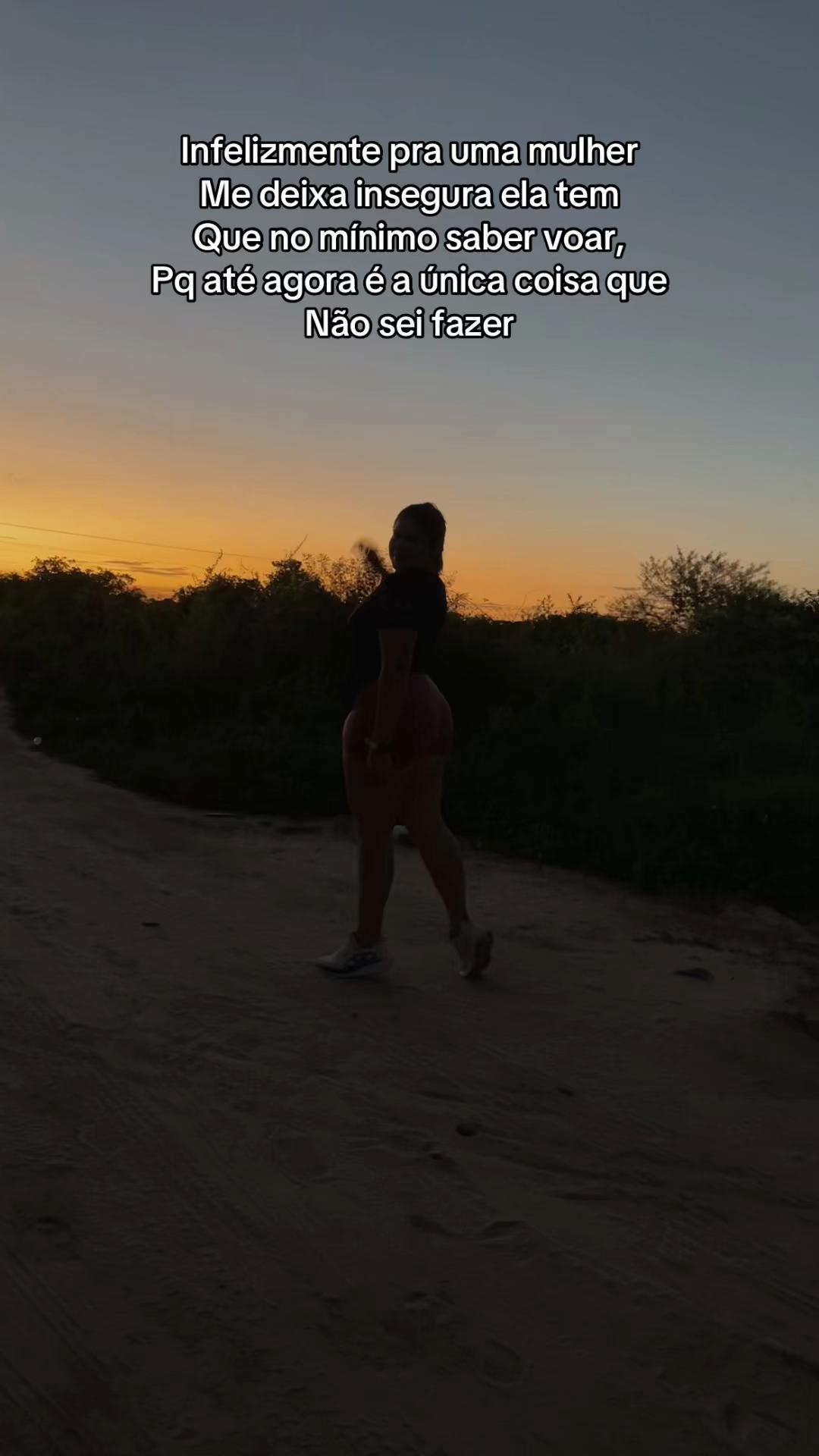 @vitoriarayana_