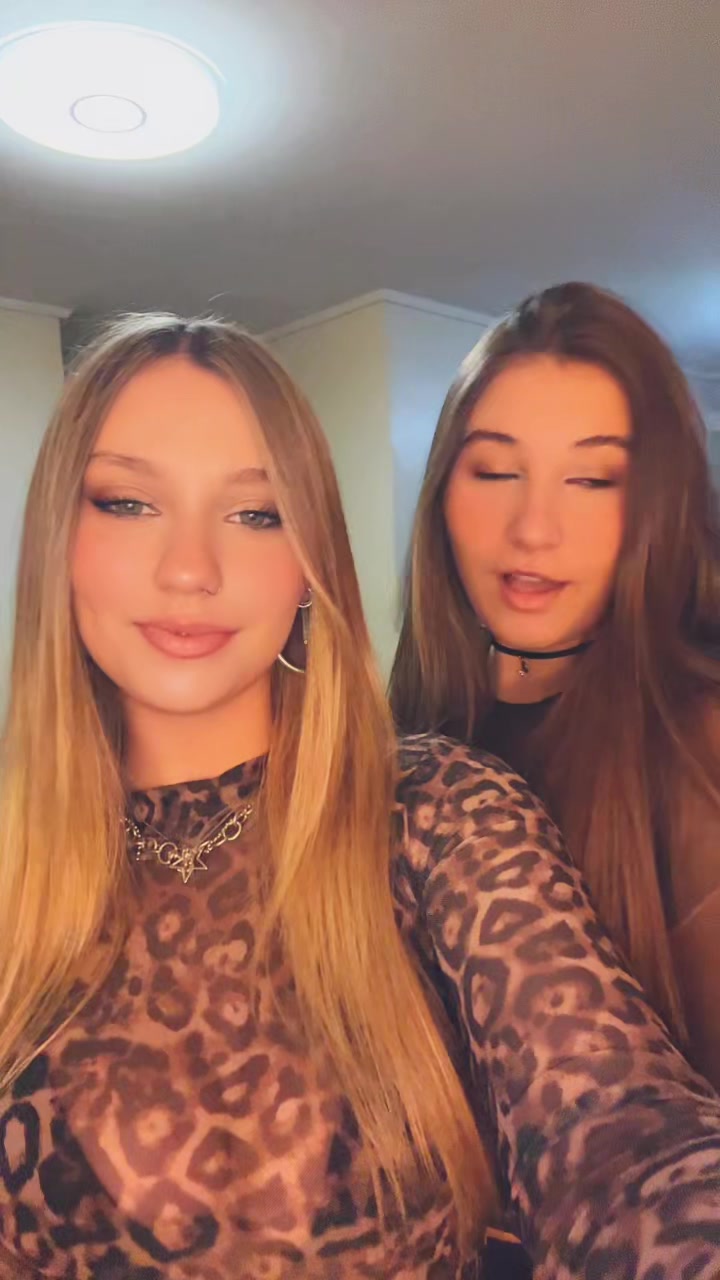 @vicky🍒