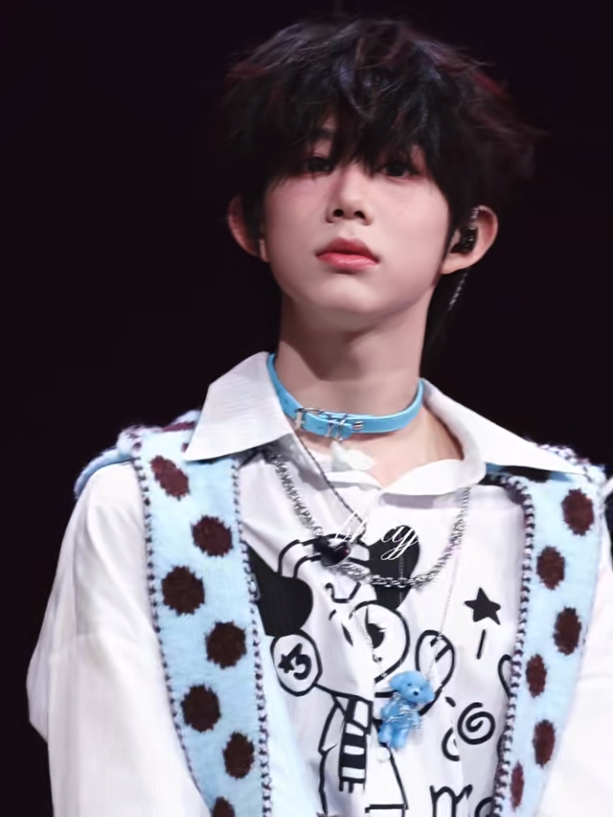 @恒文&bull;𝙔𝙄𝙒𝙀𝙉ꫂ❁