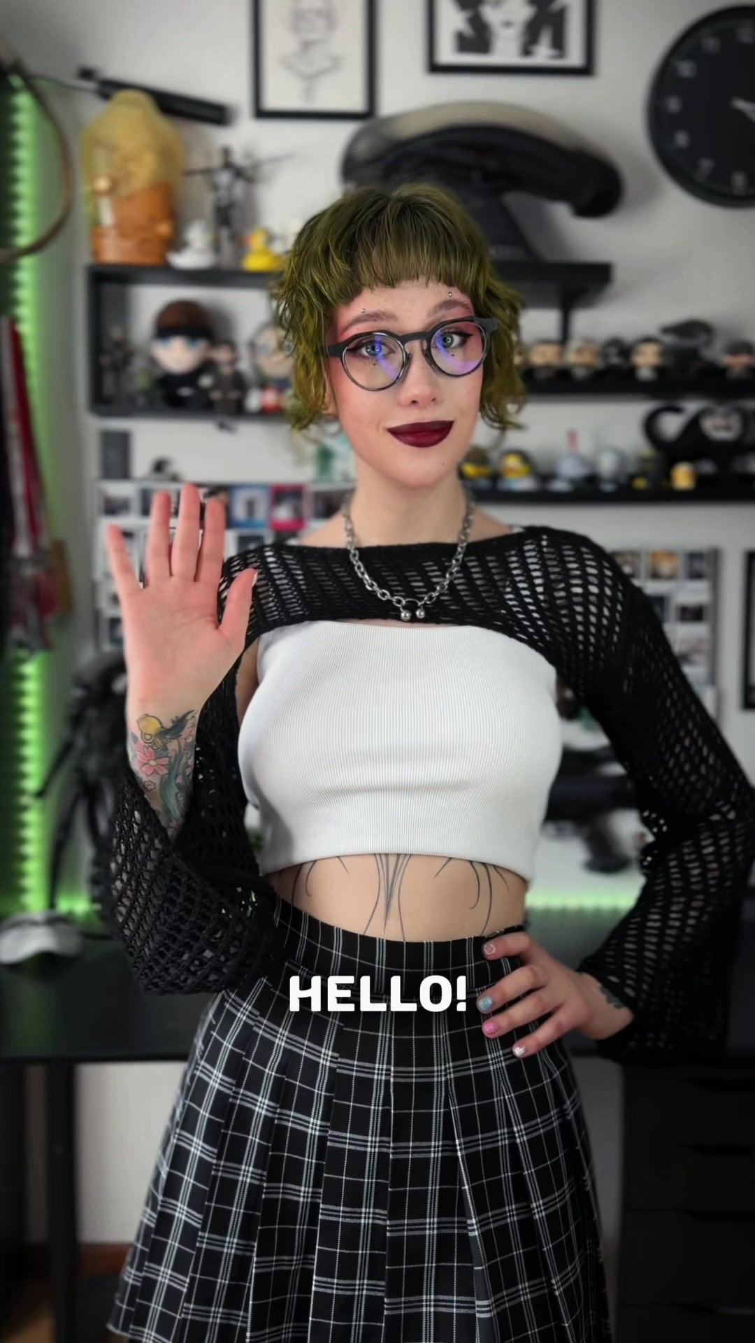 @Frau_Haku