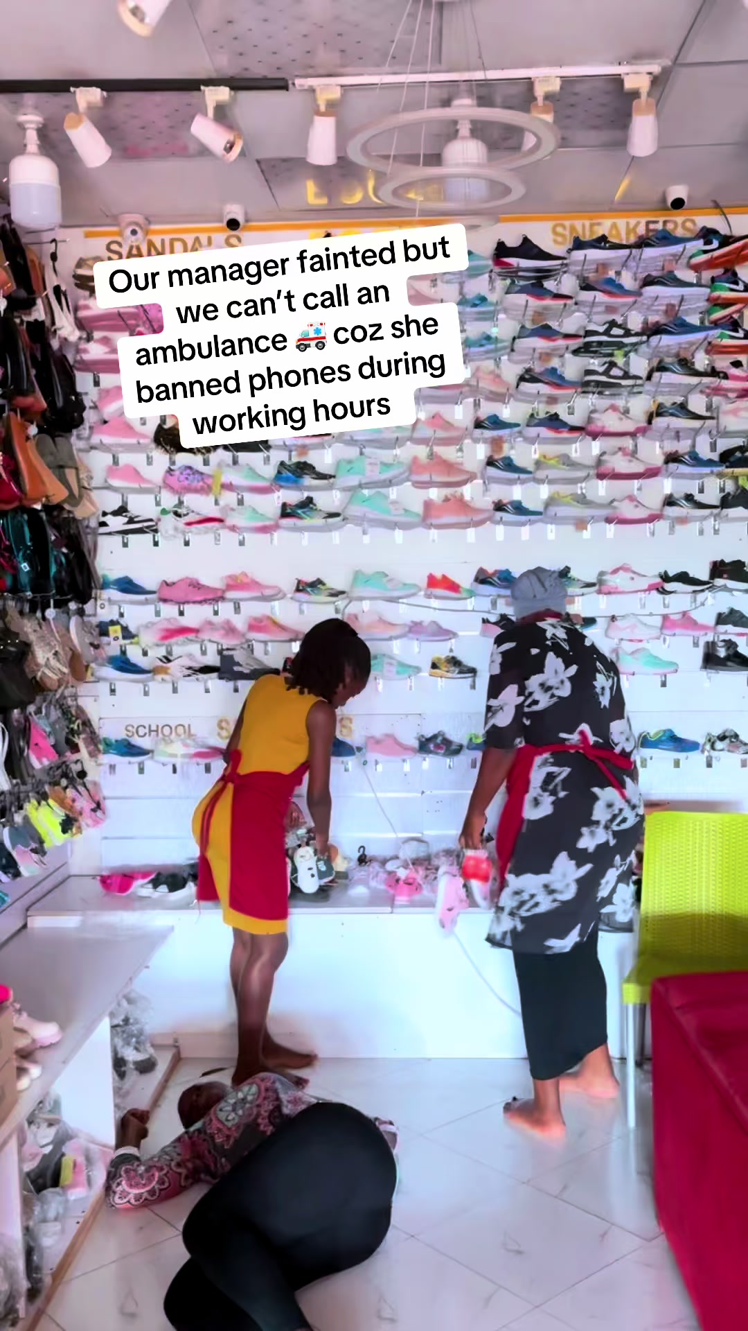 @JS ADDICTION SHOE STORE