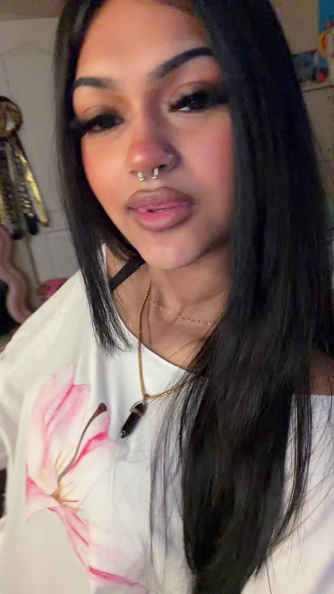 @Alyanna