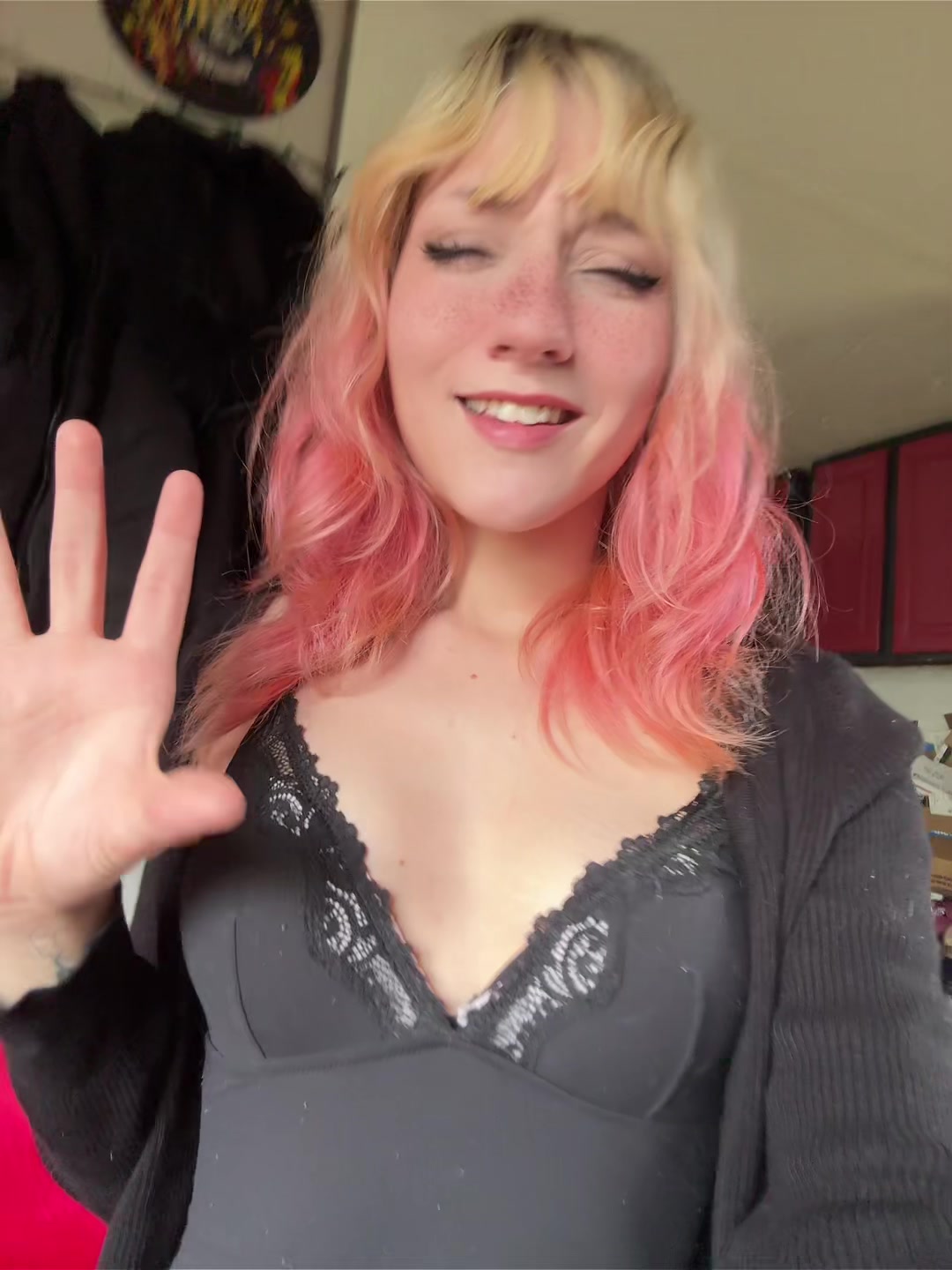@notbakedtiara